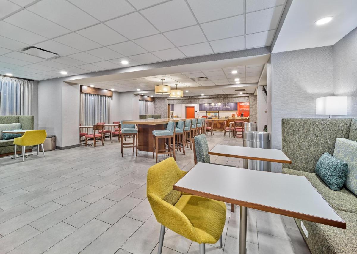 Hampton Inn Omaha Midtown-Aksarben - Housity