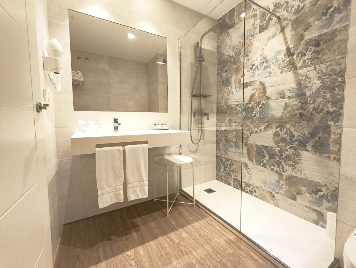 Hotel Boutique Aquaria Caneliñas - Housity