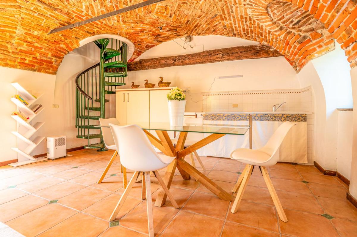 Cristal Apartments - Housity