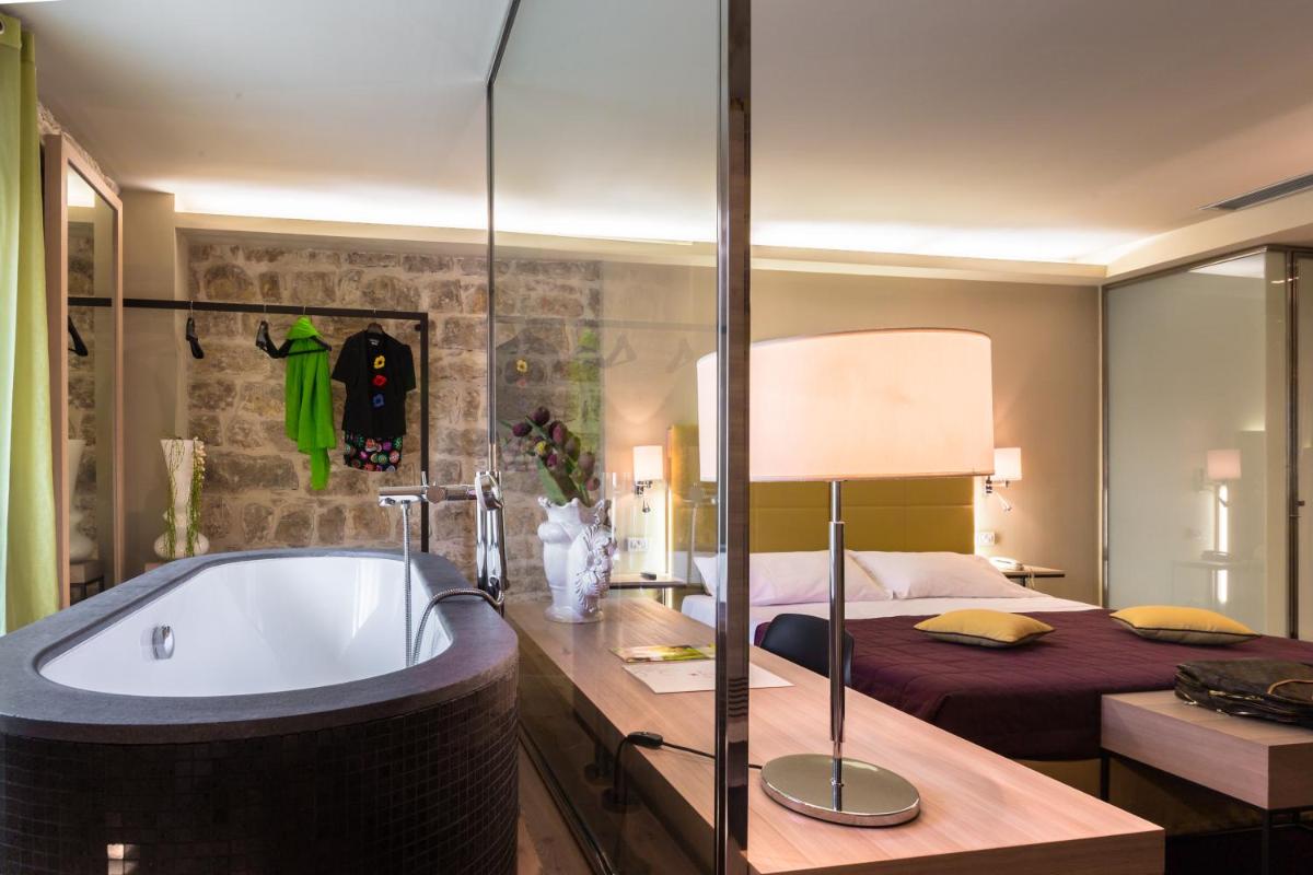 El Homs Palace Hotel - Housity