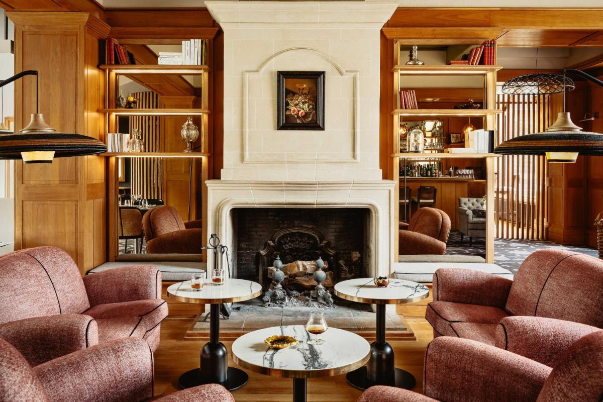 Coin salon dans l'établissement Hôtel & Spa de La Bretesche