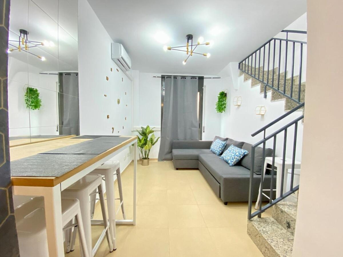 Family Apartment near Metro Blue Line - Housity
