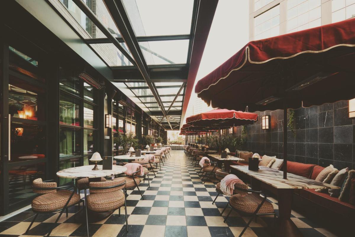 Mollie's Manchester - Housity