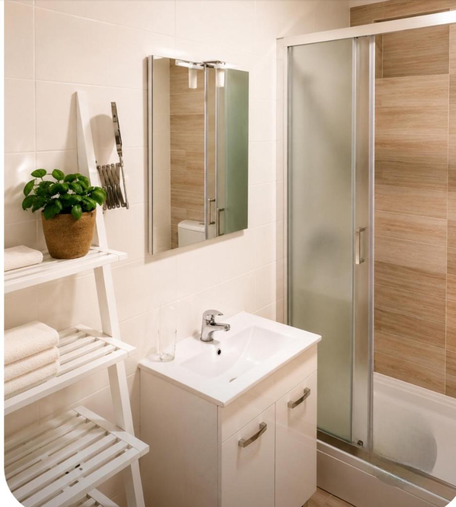Apartments Grbin - Housity
