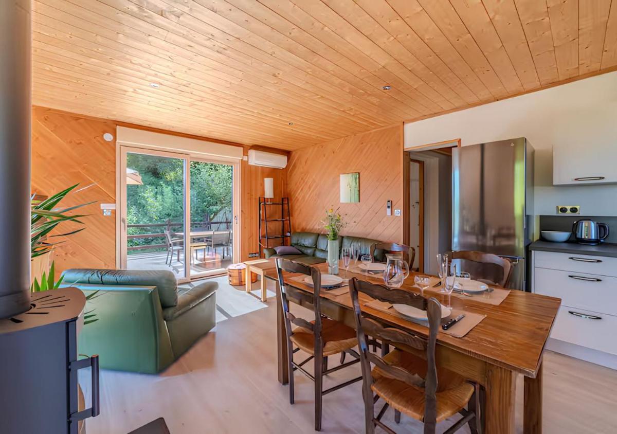 Secret Chalet- Séjour paisible avec vue sur le lac - Housity