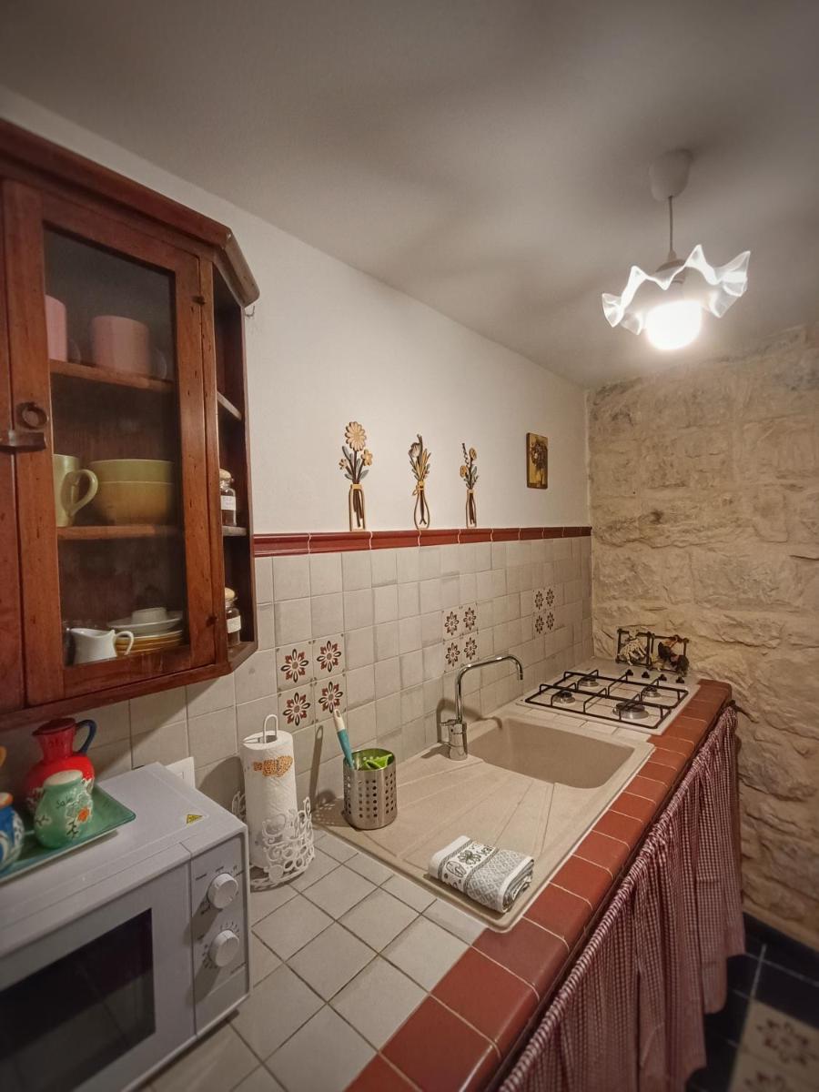 Lilibeth Houses - Charming & Lovely views - Housity