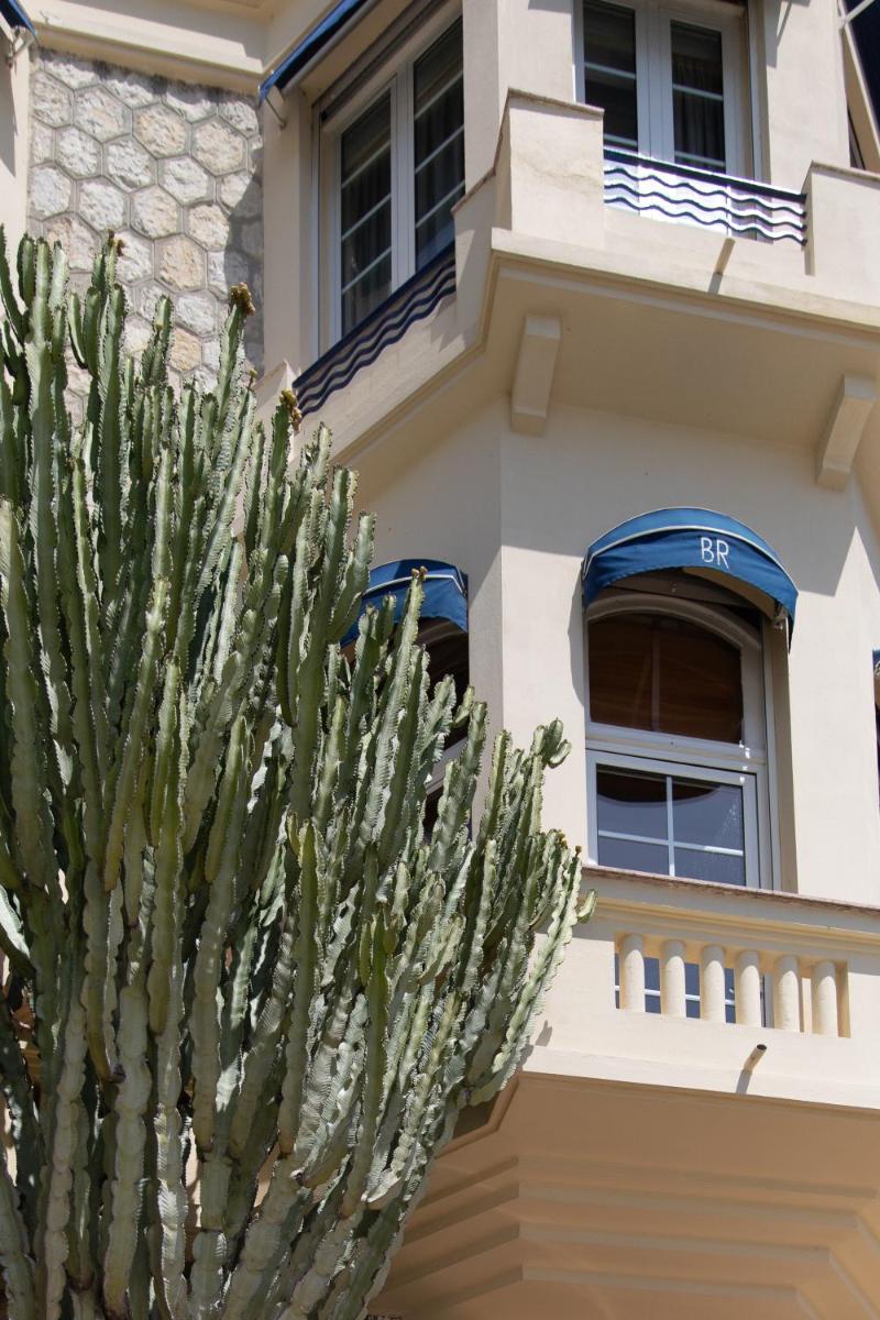 Balcon ou terrasse dans l'établissement Hôtel Belles Rives