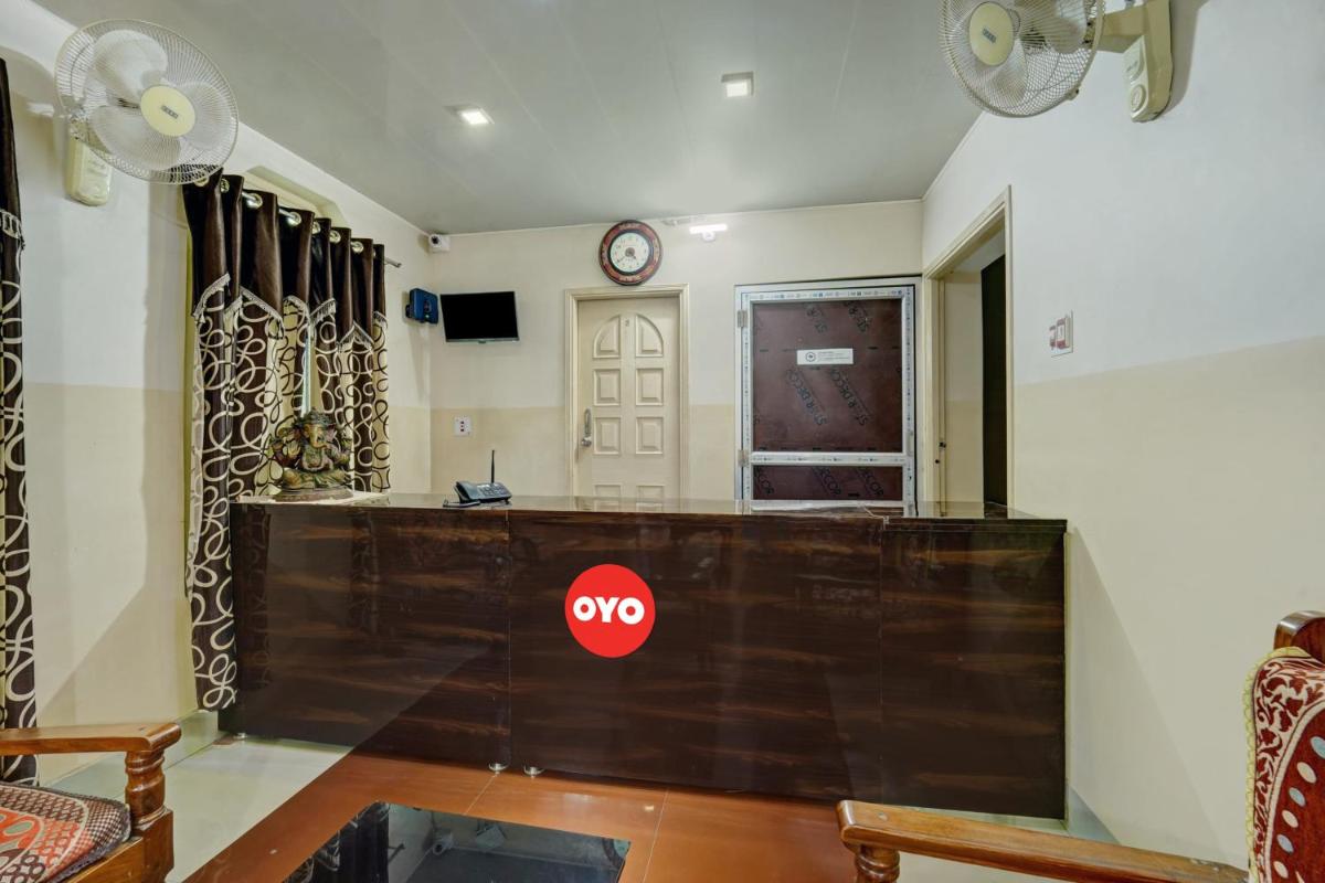 OYO Flagship Hotel Shiva Tripti & Banquet Hall - Housity