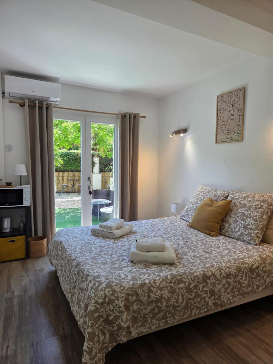 Chez Louis - Housity