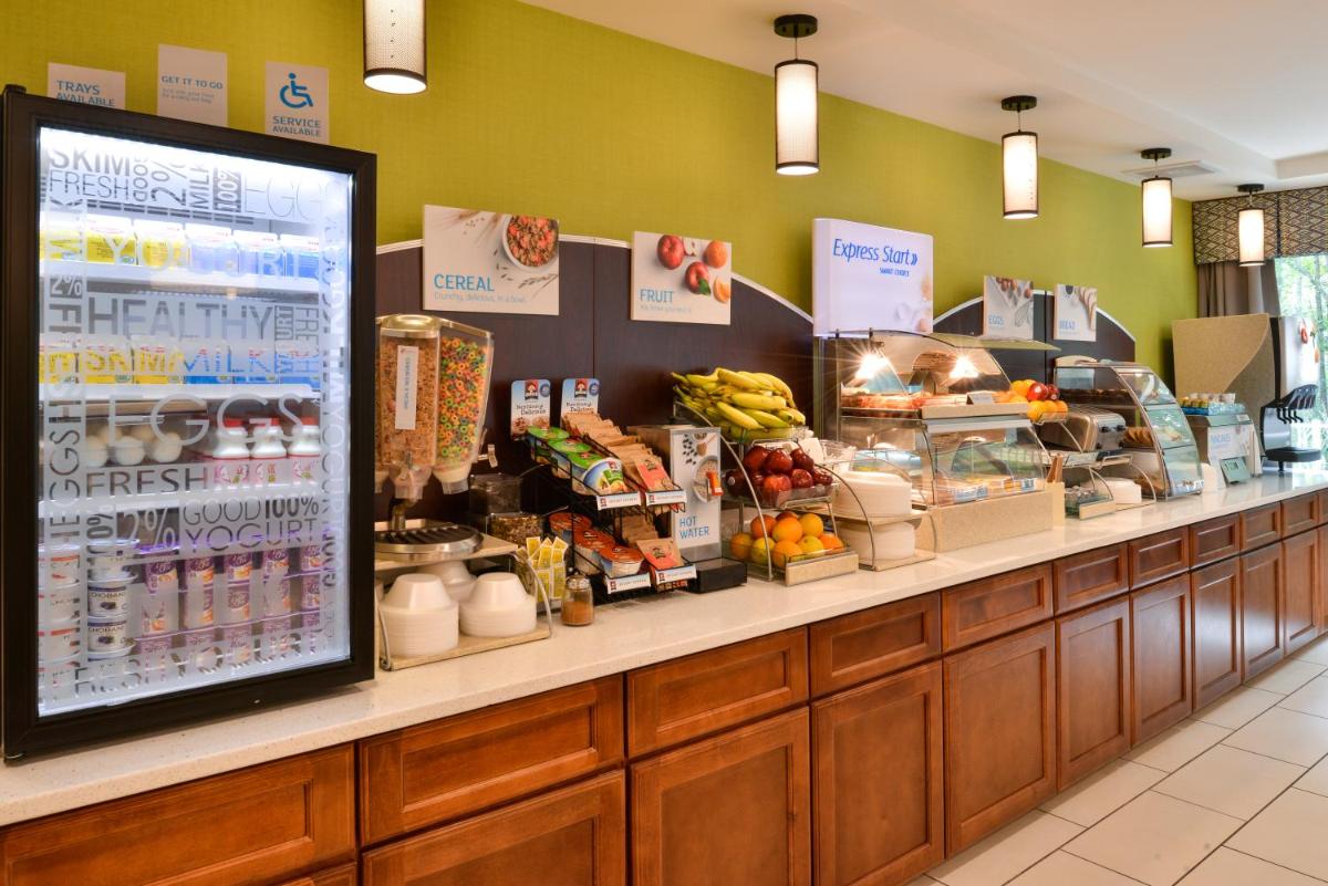 Holiday Inn Express and Suites West Ocean City by IHG - Housity