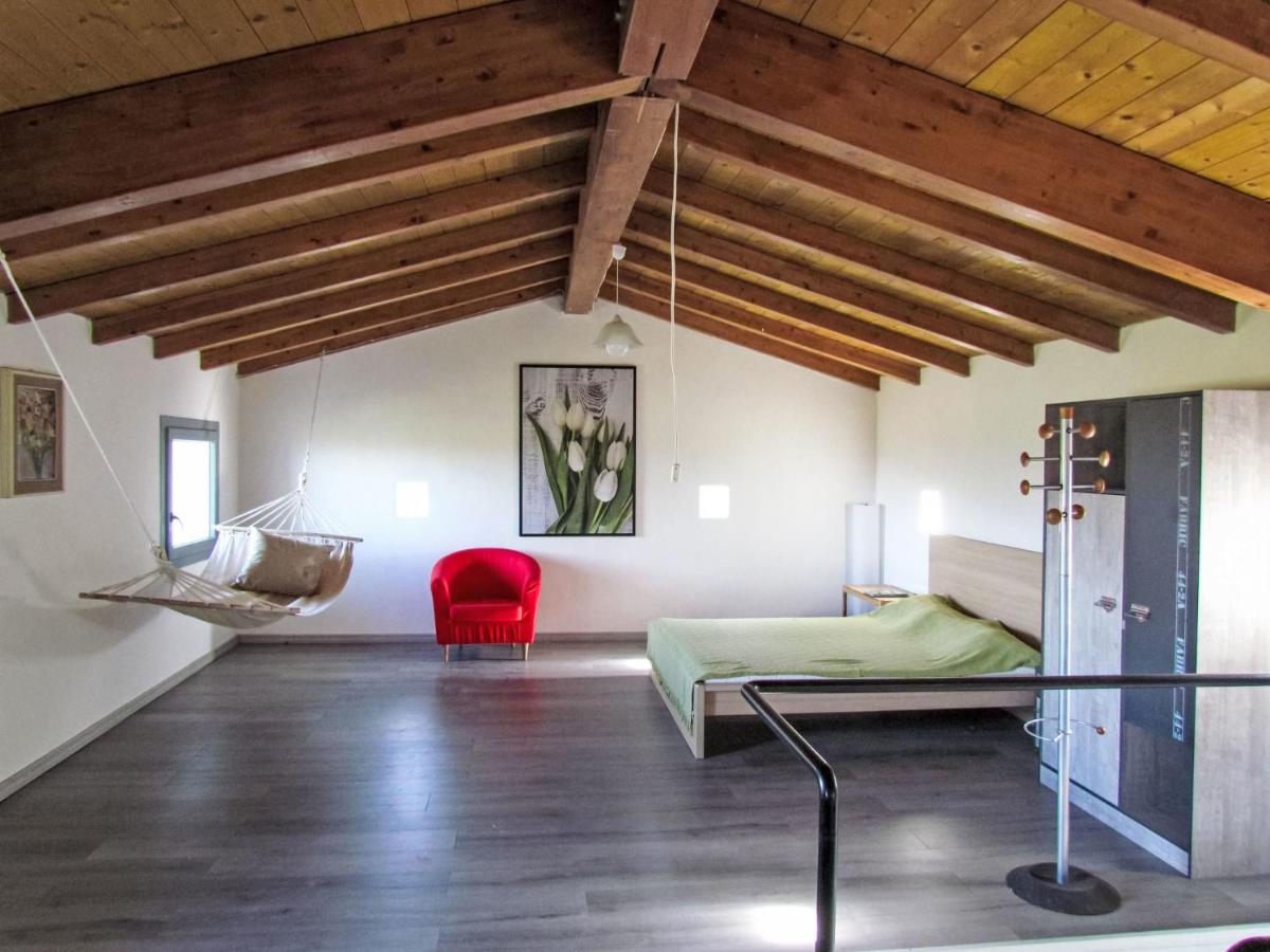 Holiday Home Stone Cottage by Interhome - Housity