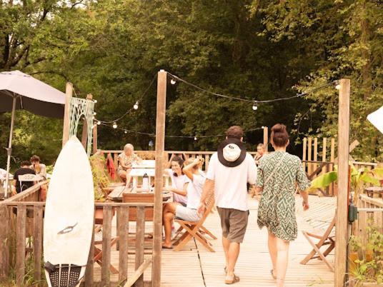 Aparra Surfcamp Auberge Hendaye - Housity