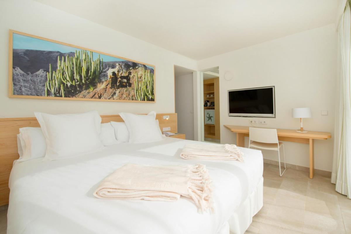 Cama o camas de una habitación en Iberostar Selection Lanzarote Park