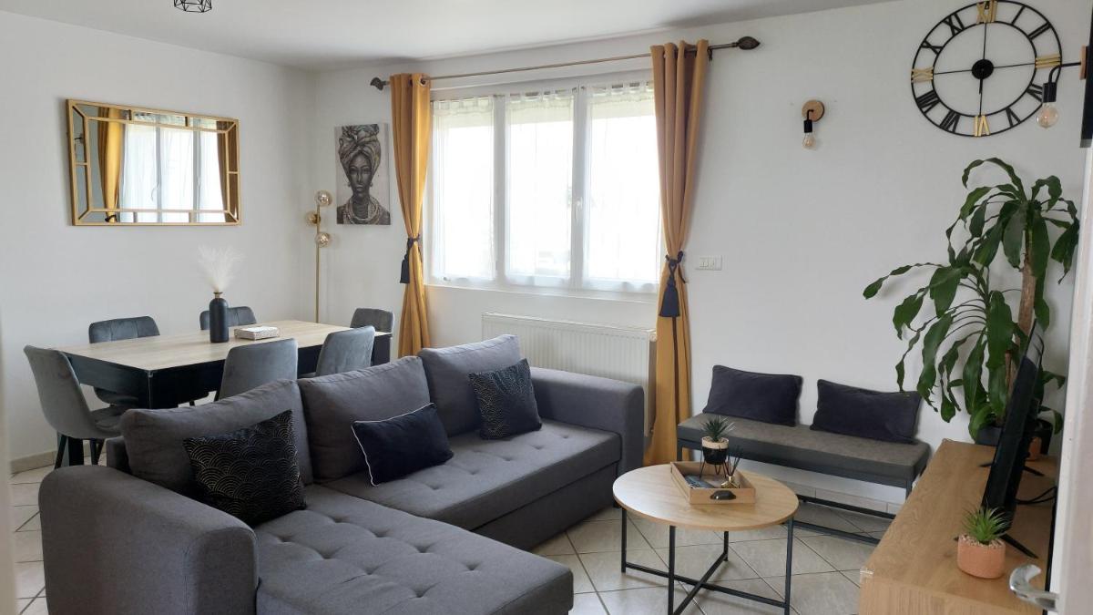 LE CHIC ETHNIC DREUX 52m2 - 50 MIN DE PARIS - PARKING GRATUIT - Housity