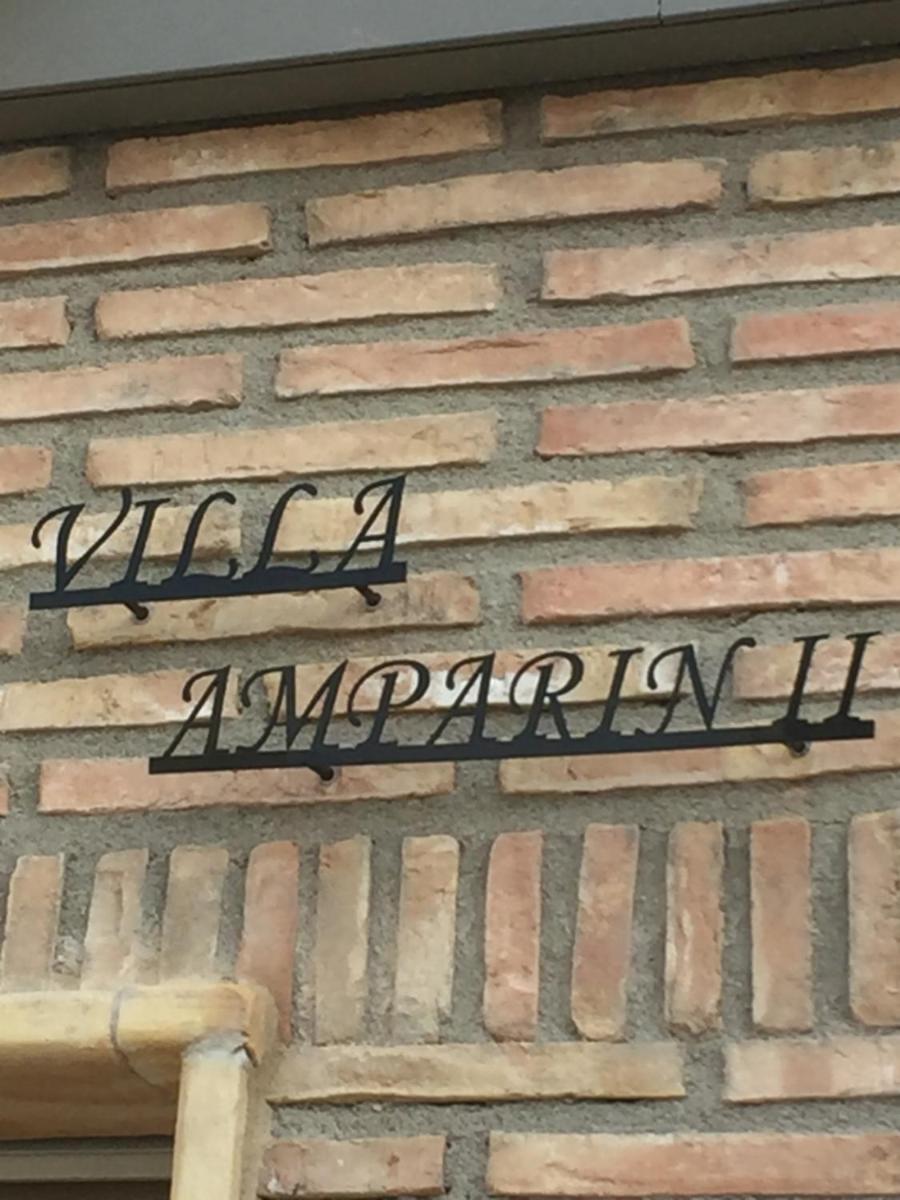 Villa Amparin II - Housity