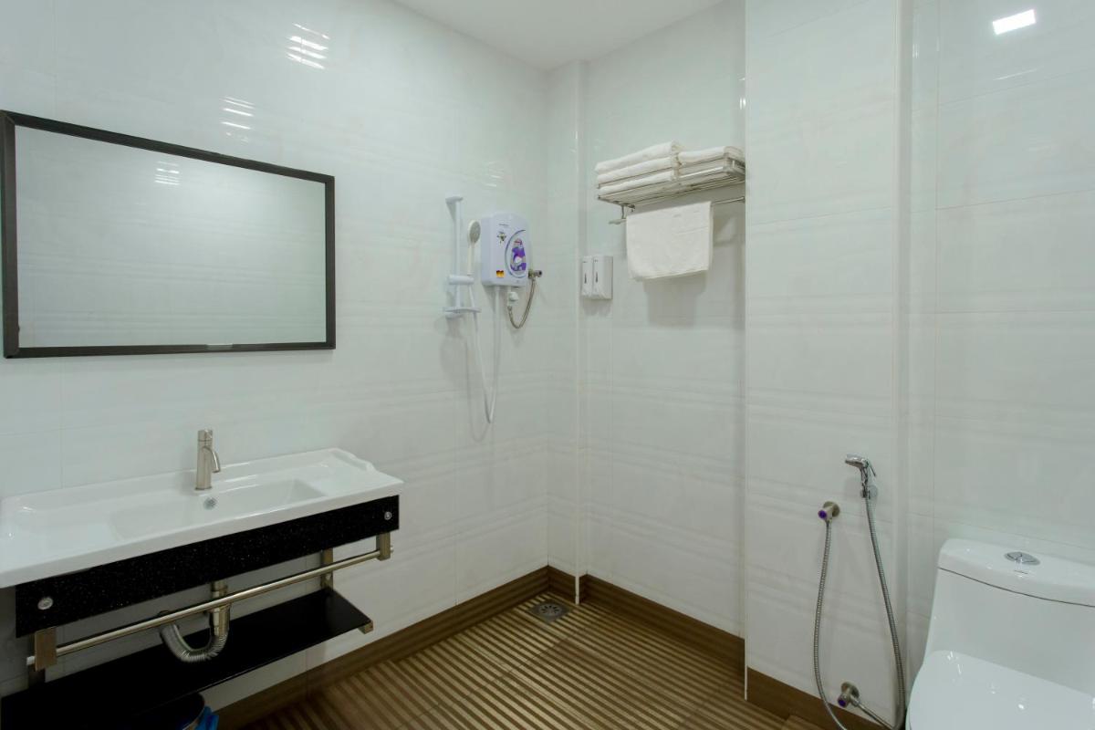 Aloha Hotel SDN BHD - Housity