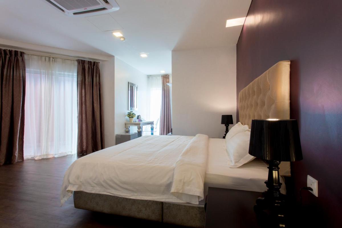 Aloha Hotel SDN BHD - Housity