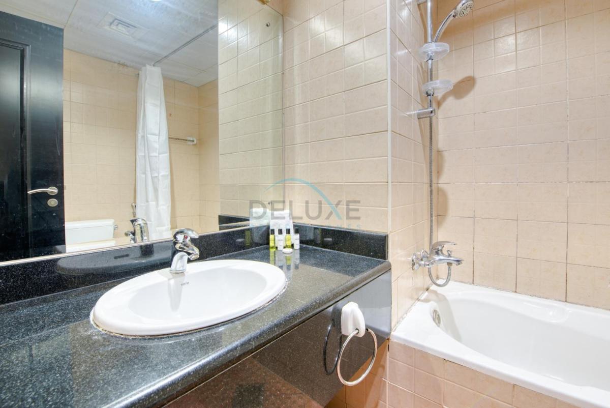 Restful 1BR at Mediterranean Discovery Gardens by Deluxe Holiday Homes - Housity