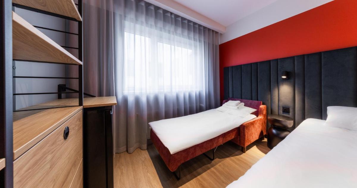 Tallink Express Hotel - Housity