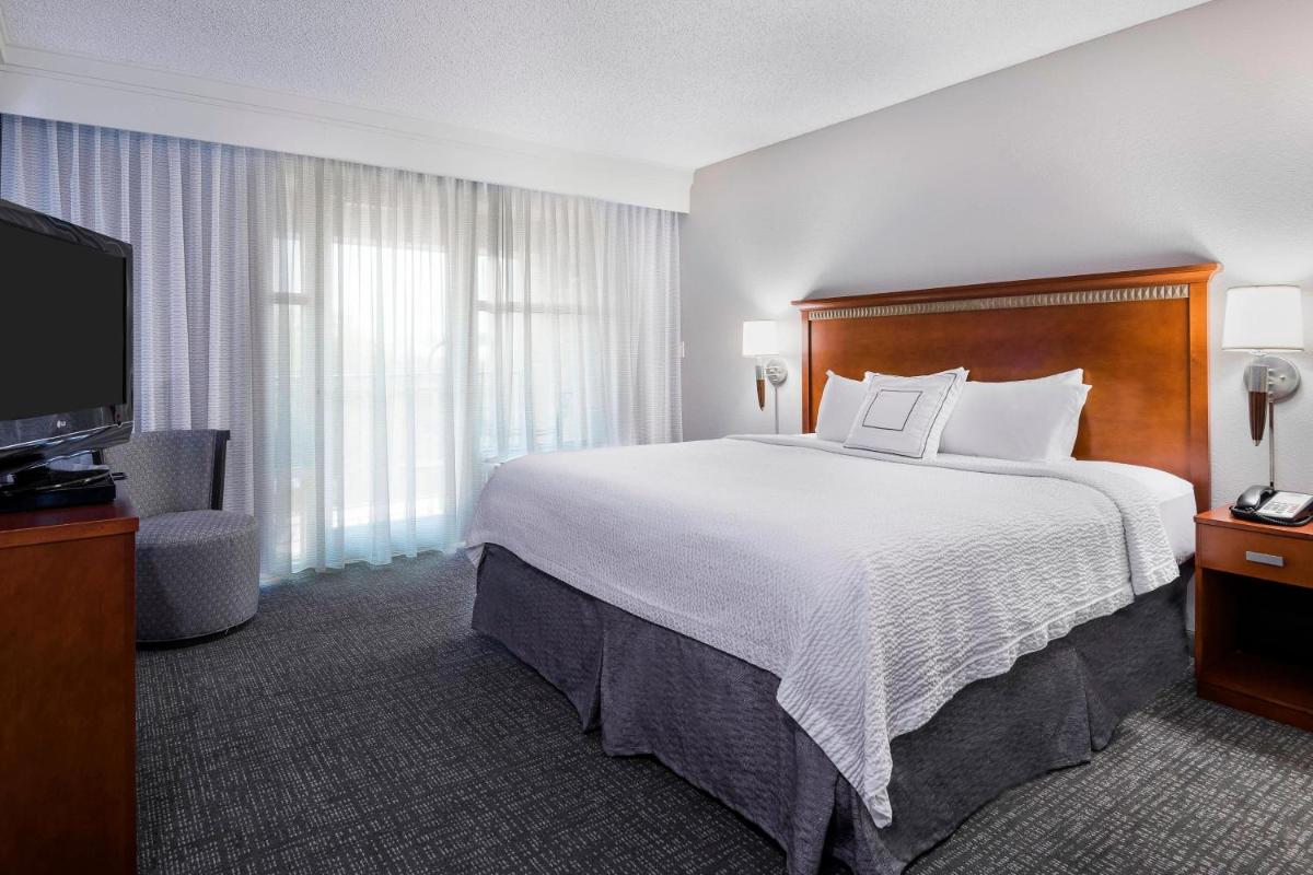 Courtyard by Marriott Little Rock Downtown - Housity