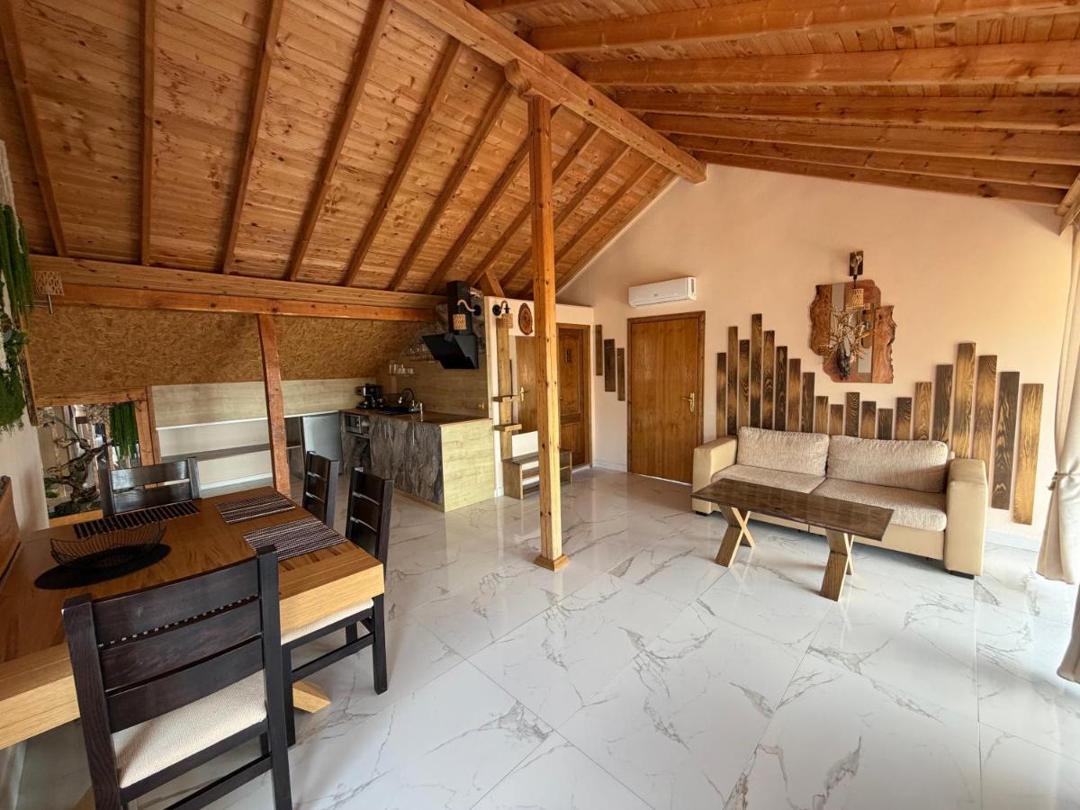 Eleonor Guest House - Housity