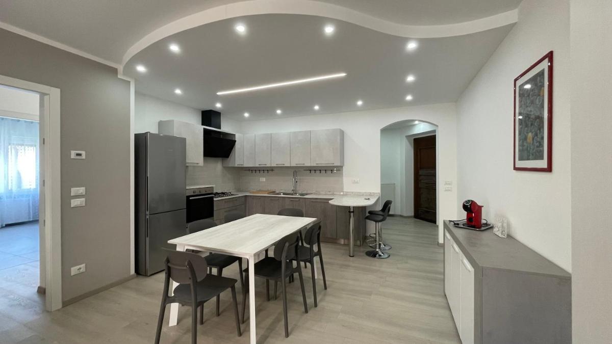 Dolomiti Appartamenti - Easy Travel Feltre - Housity