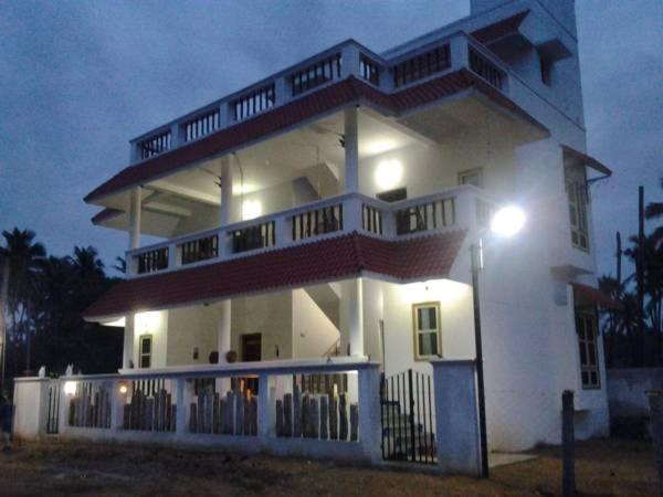 Tranquility Guest House - Housity