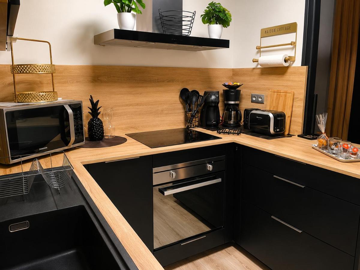 SUITE KASSIOPEE, romantisme, balnéo, sauna - Housity