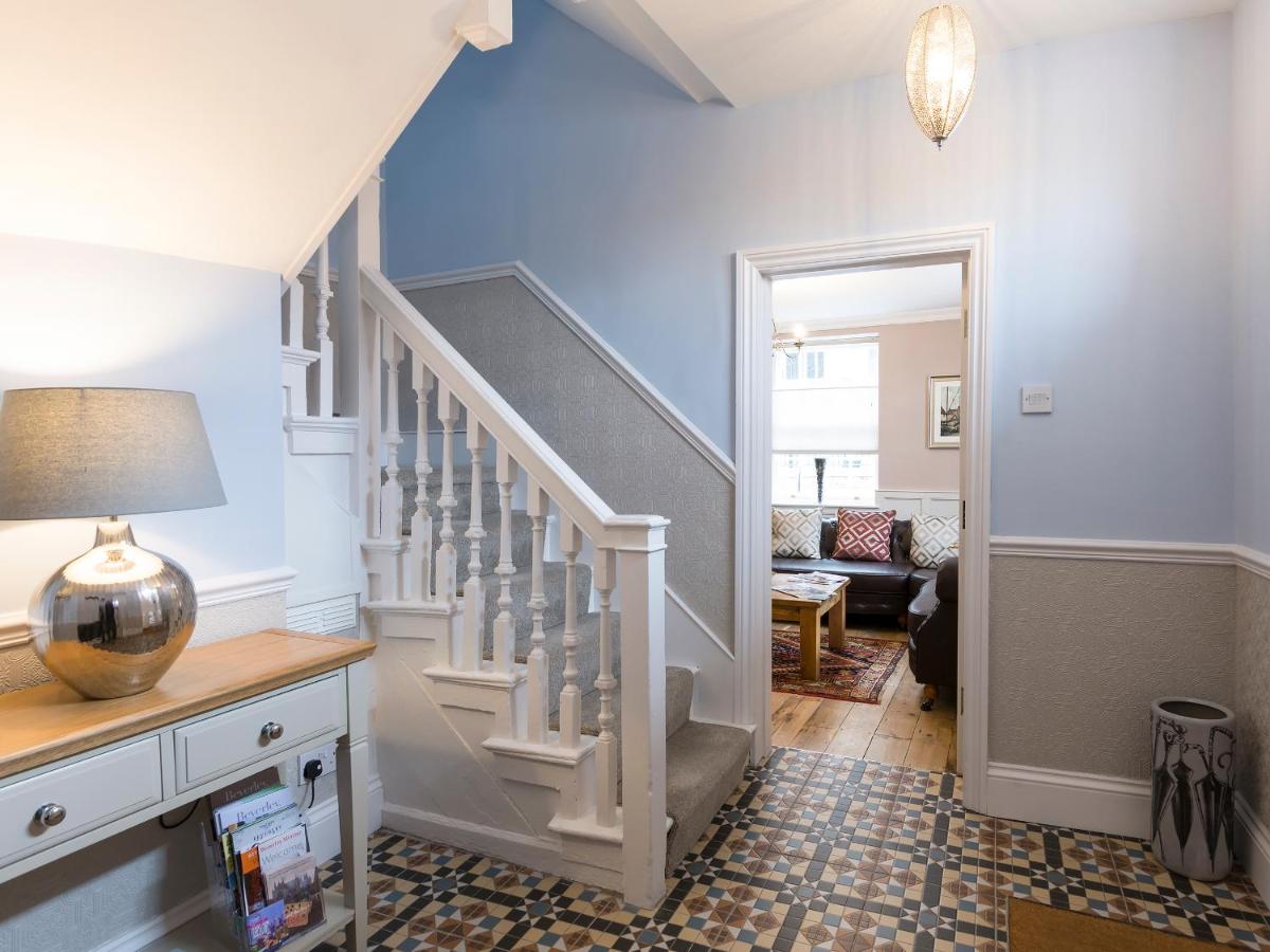 Beverley Minster House - Housity