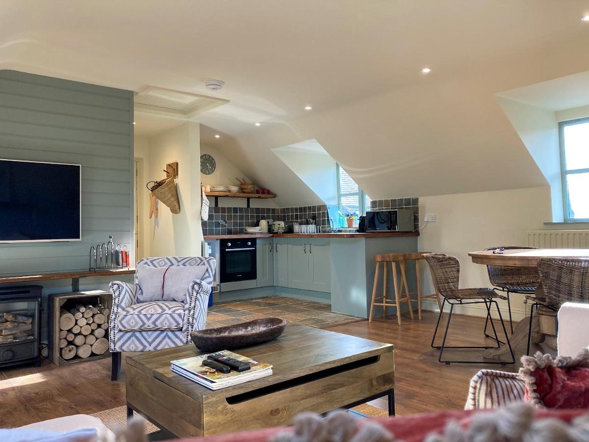 Larkhams Loft - Housity