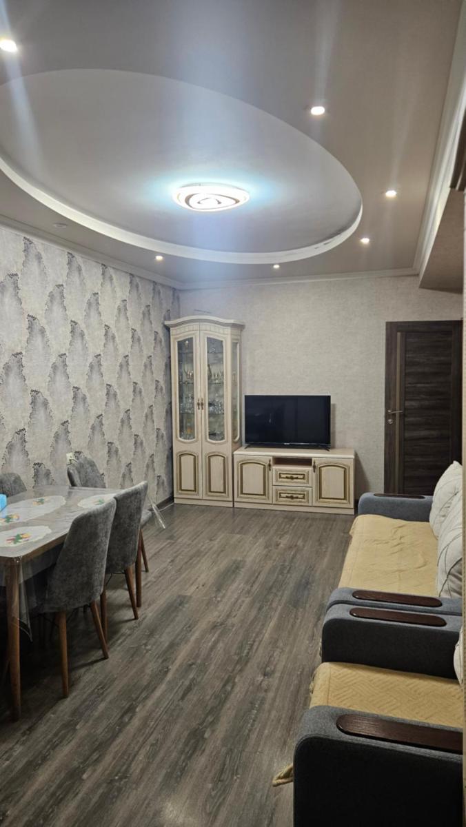 Sis Masis - Housity