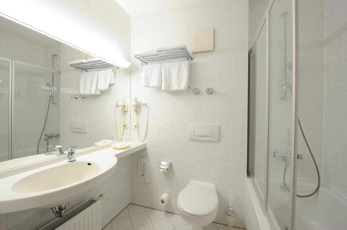 Hotel Poinger Hof - Housity