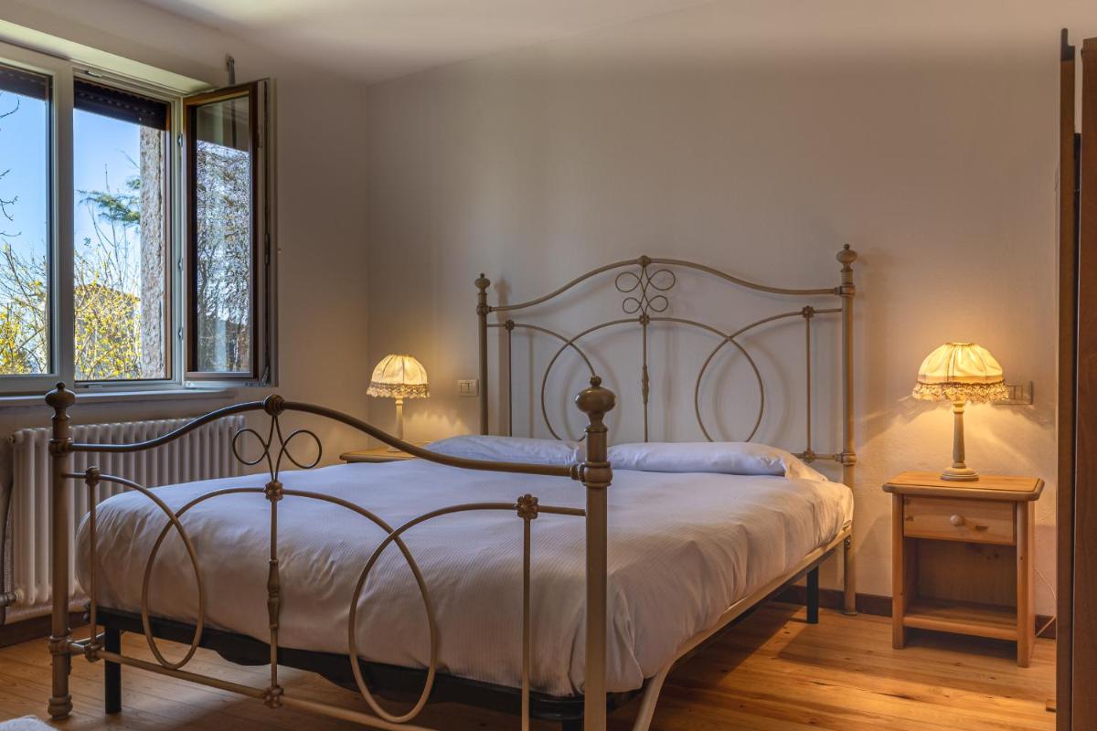 Casa Dosso retreat to the Lessinia Parc Garden & Stunning view - Housity
