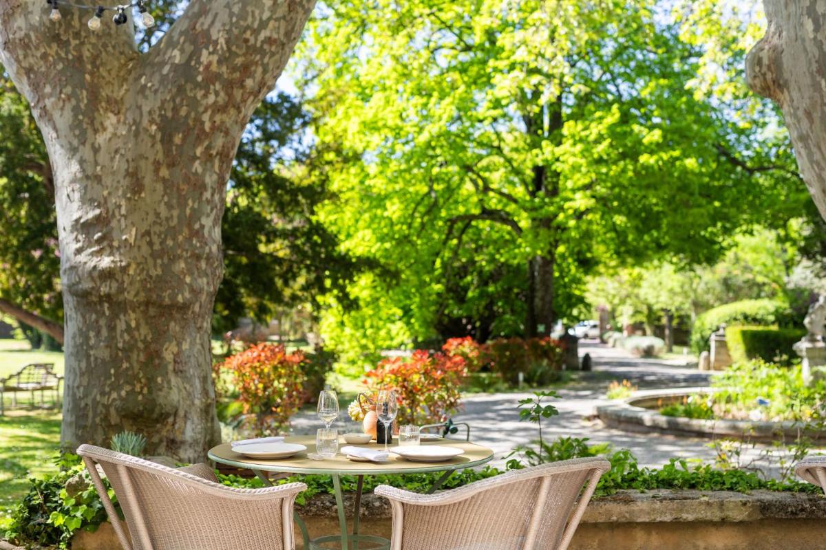 Jardin de l'établissement Hôtel - Restaurant & Spa La Magdeleine - Mathias Dandine