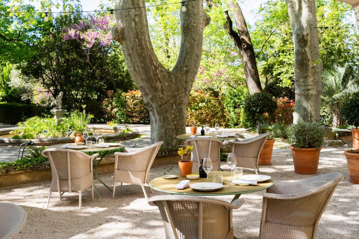 Jardin de l'établissement Hôtel - Restaurant & Spa La Magdeleine - Mathias Dandine