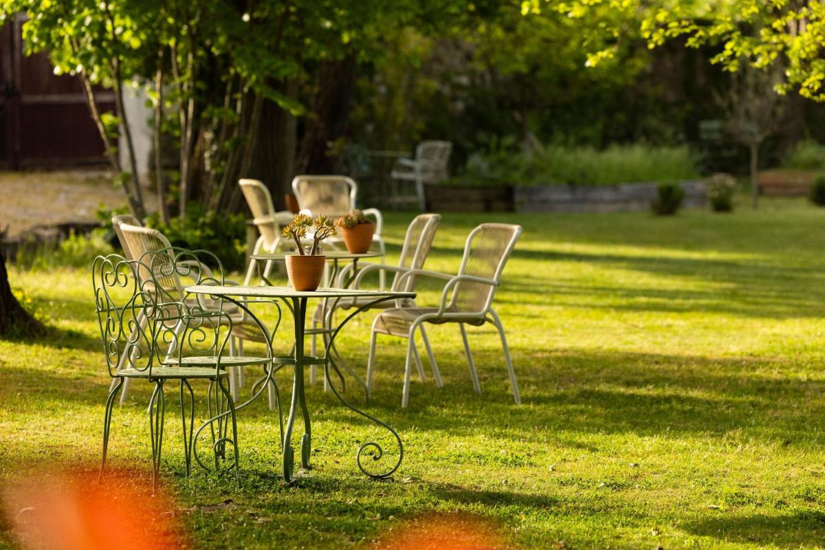 Jardin de l'établissement Hôtel - Restaurant & Spa La Magdeleine - Mathias Dandine