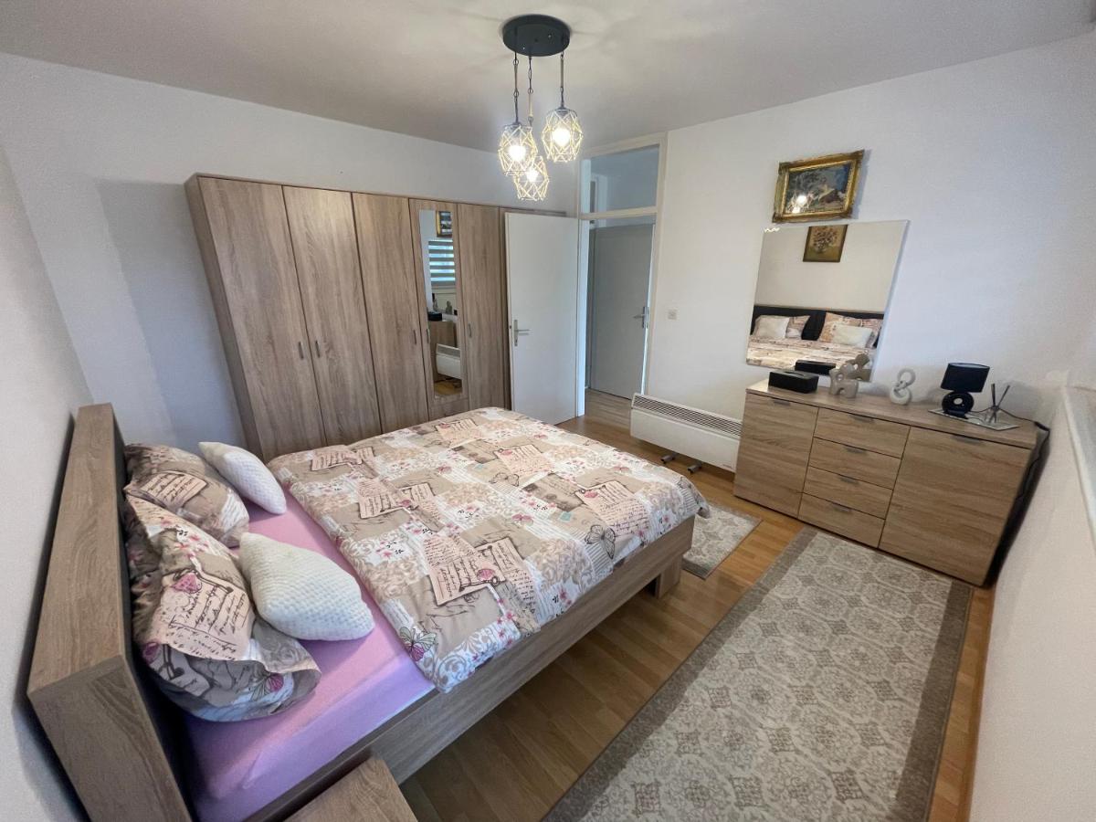 Apartman Deluxe - Housity