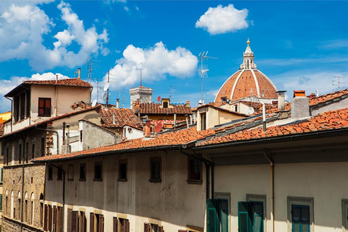 Opera Florence Apartments - Housity