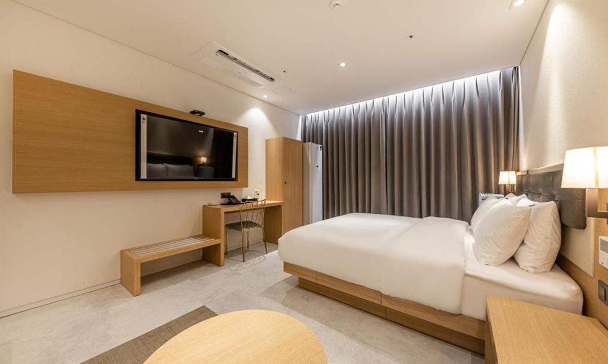 Masan Daisy Hotel - Housity
