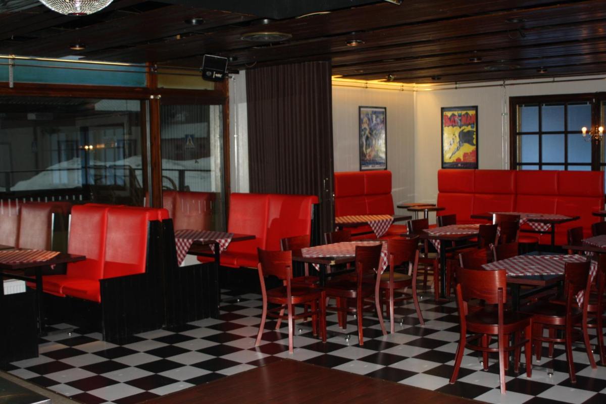 Hotelli-Ravintola Siitari - Housity