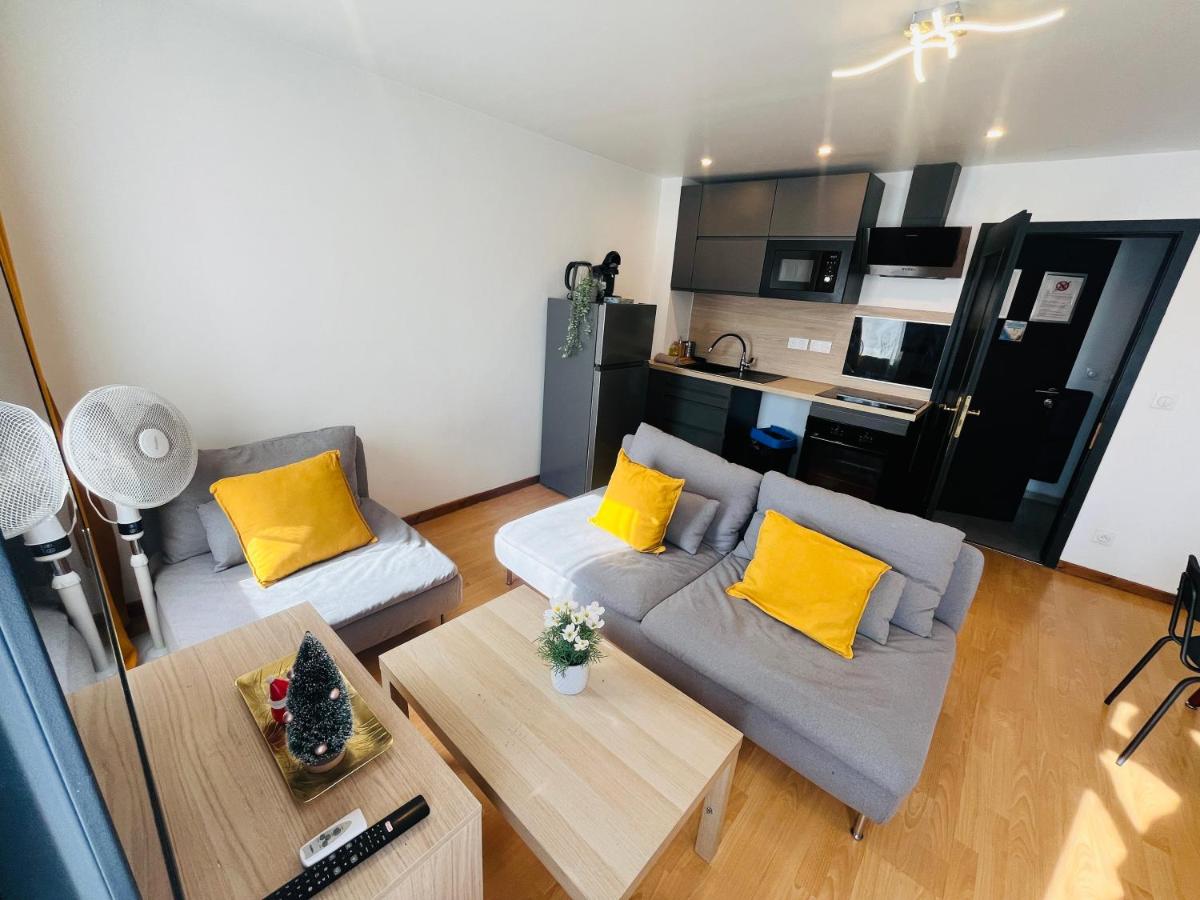 PETiT MULHOUSE 301 - Accès Bâle 20min, Proche Gare TGV - Housity