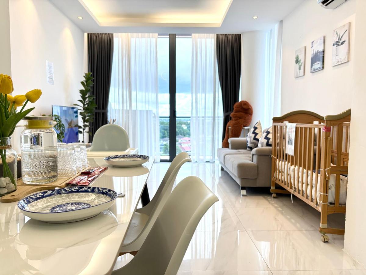 Hanns&KingBed&WIFI&Pool& Parking&Sauna&Sunshine Classic Comfort Homstay - Housity