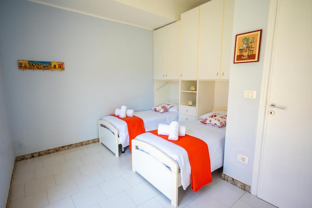 Oliveri - Luce del Tindari - - Housity