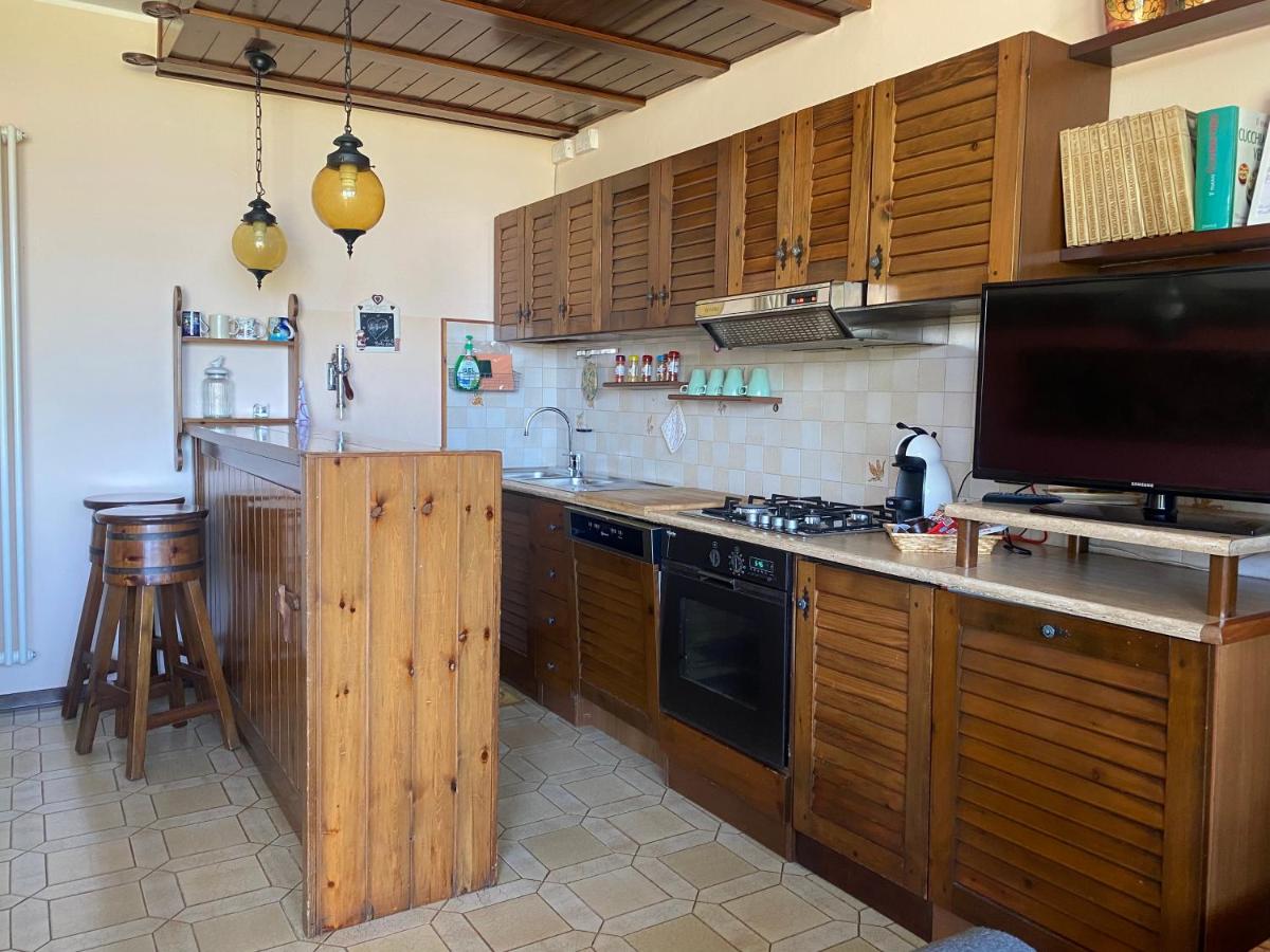 Flowers & garden apartment con vista lago - Housity