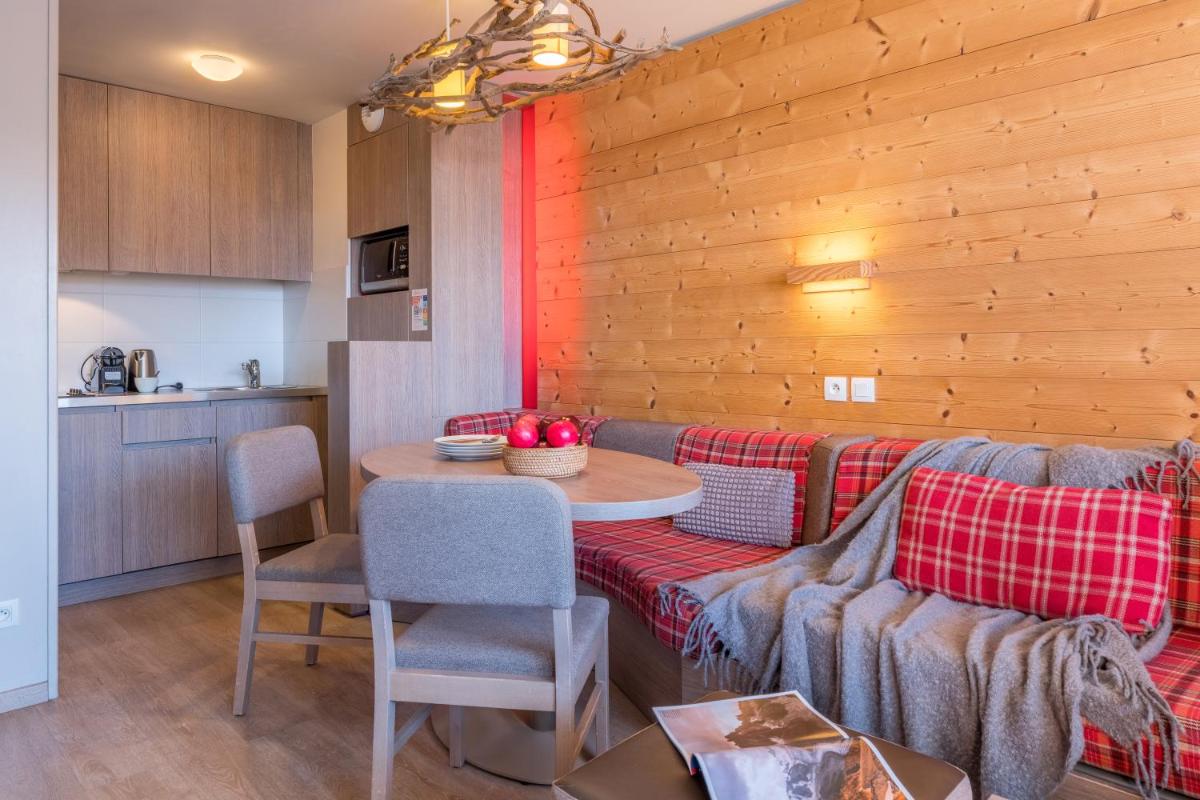 Cuisine ou kitchenette dans l'établissement Résidence Pierre & Vacances Atria-Crozats