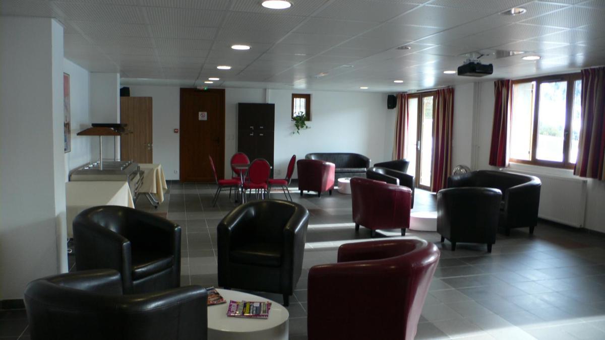 Coin salon dans l'établissement Adrechas Mercantour