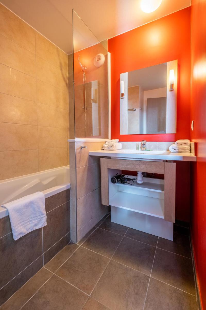 Salle de bains dans l'établissement Résidence Pierre & Vacances Atria-Crozats