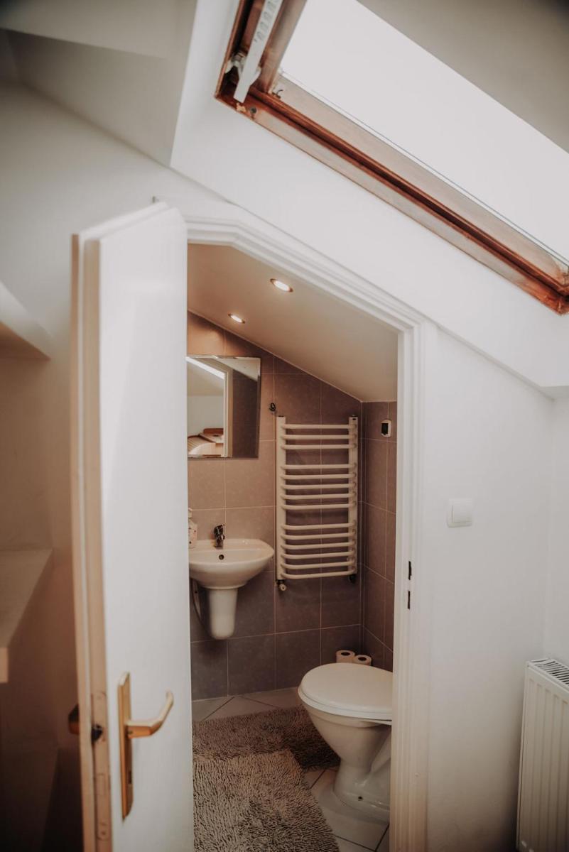 Old Town Apartments - Housity