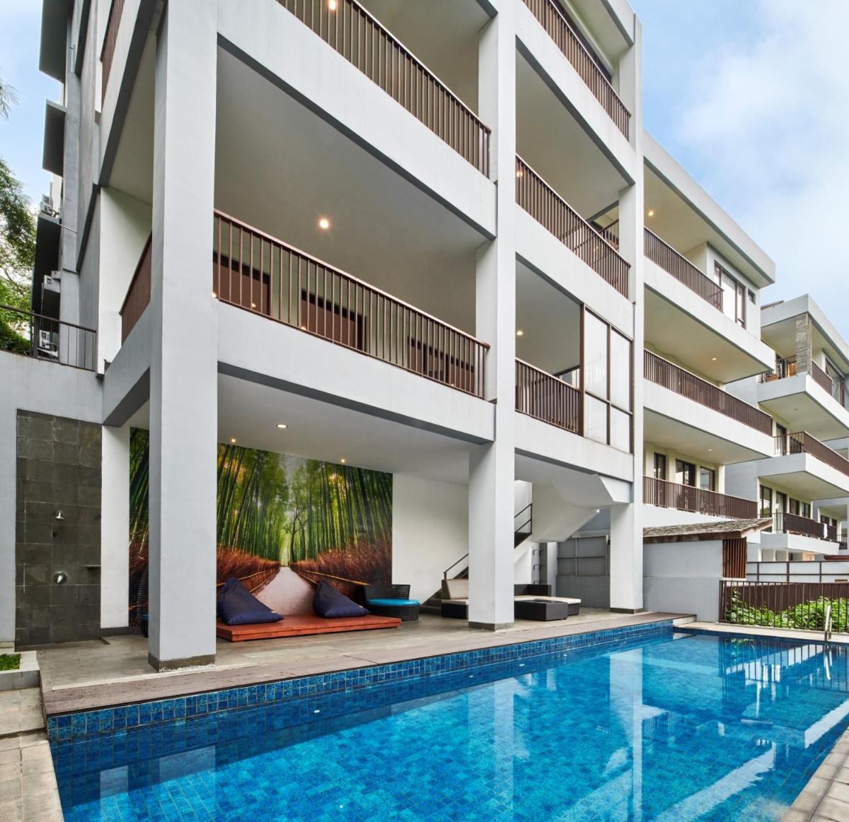 Narwastu Hill View Villa 6 Bedrooms With a Private Swimming Pool and a Movie Room - Hizvo