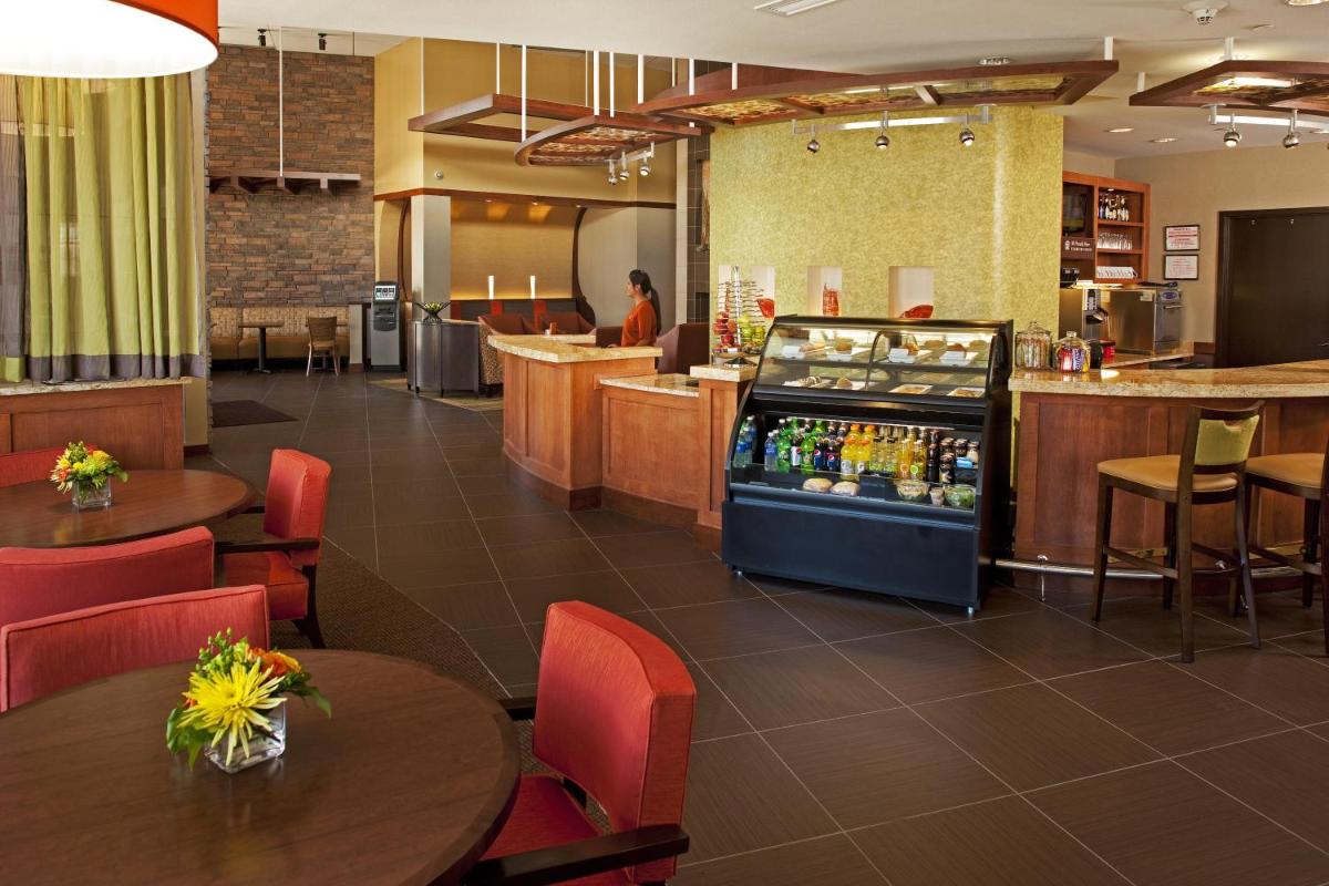 Hyatt Place Santa Fe - Housity
